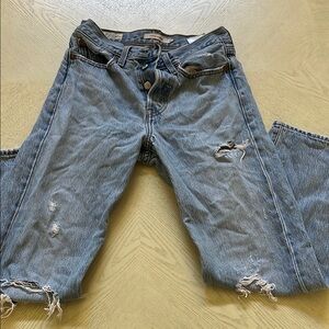 Levi's Blue Distressed Women Jeans